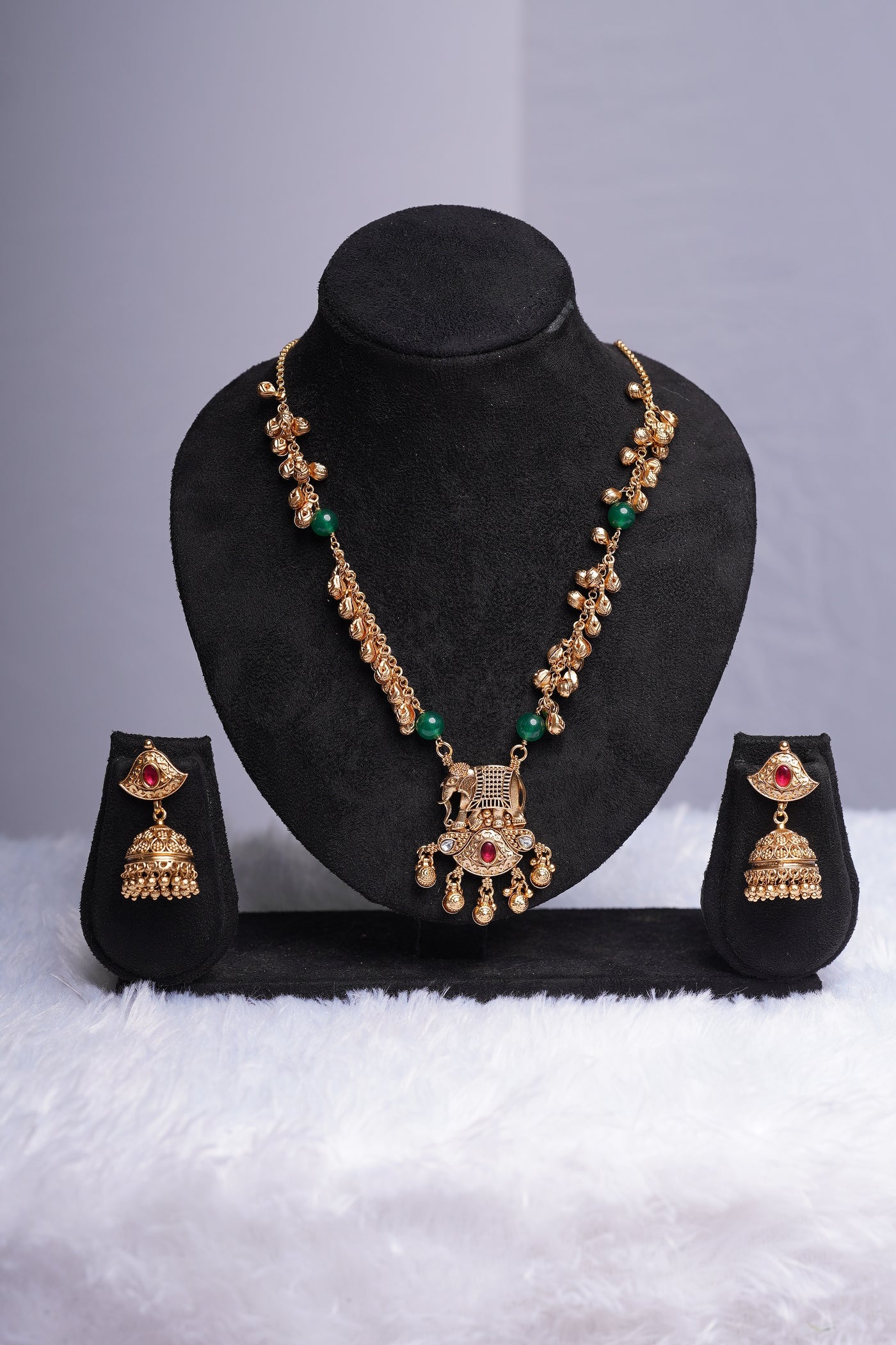 Ghungroo Pendant Set