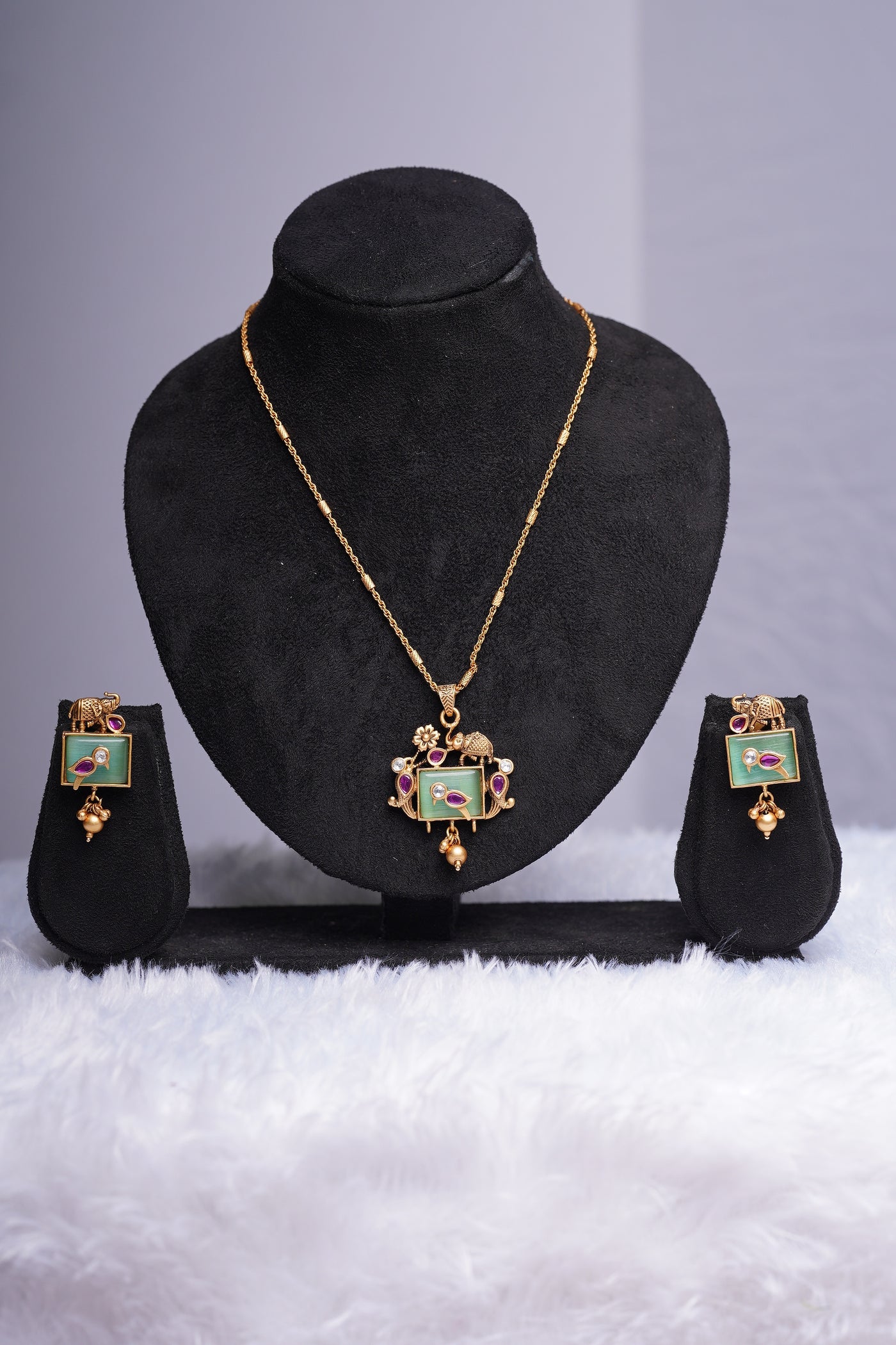 Mintgreen Pendant set