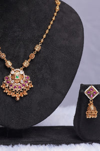 Rajsi Pendant Set