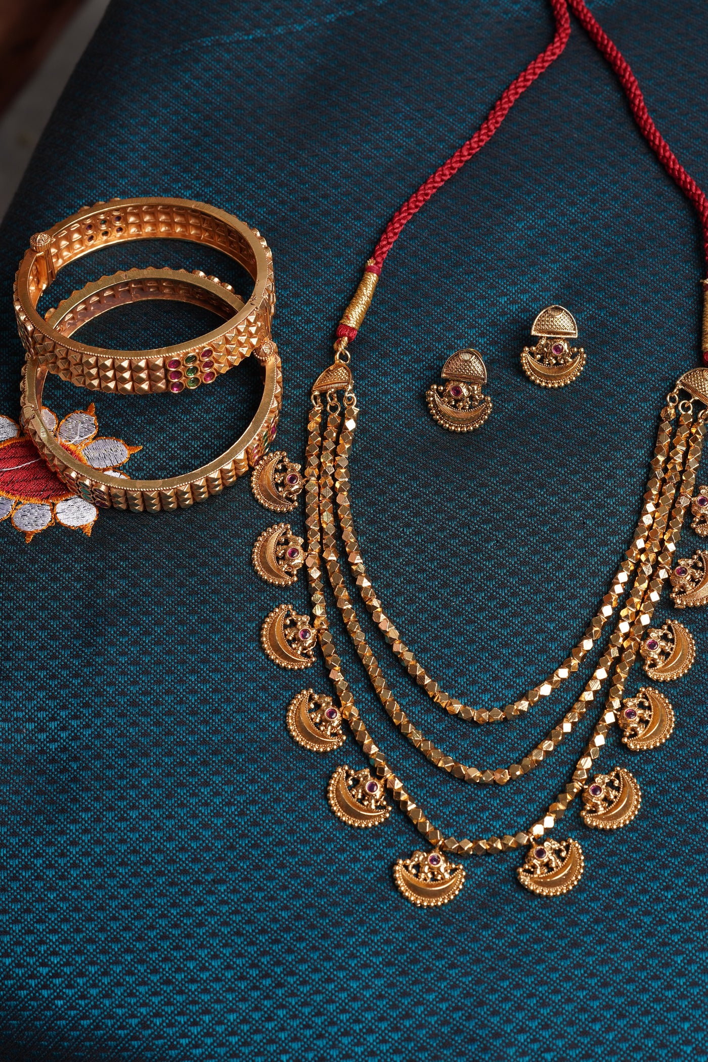 Ashtapailu Chandra Mala (layered)